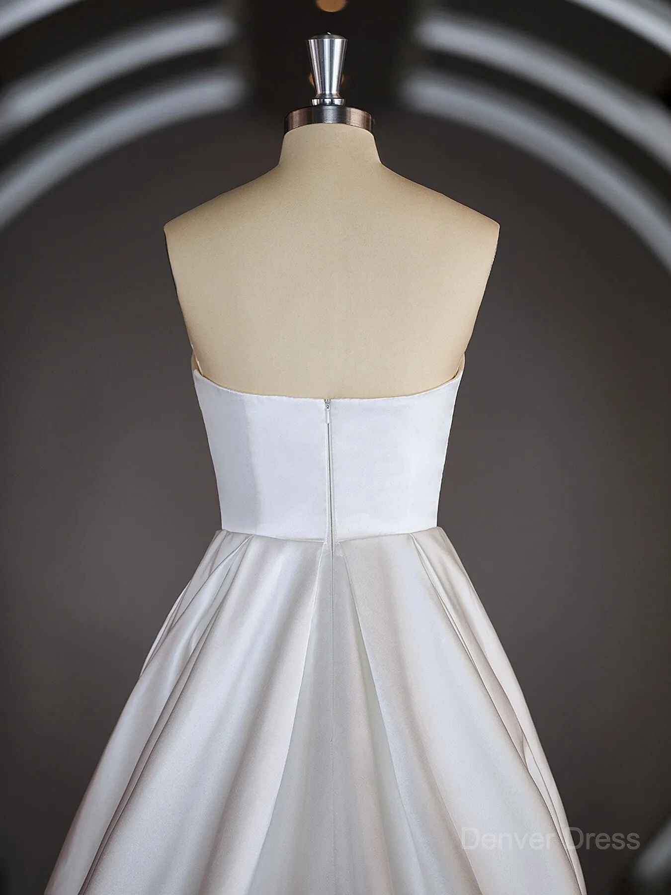 A-Line Sweetheart Chapel Train Satin Wedding Dresses with Ruffles