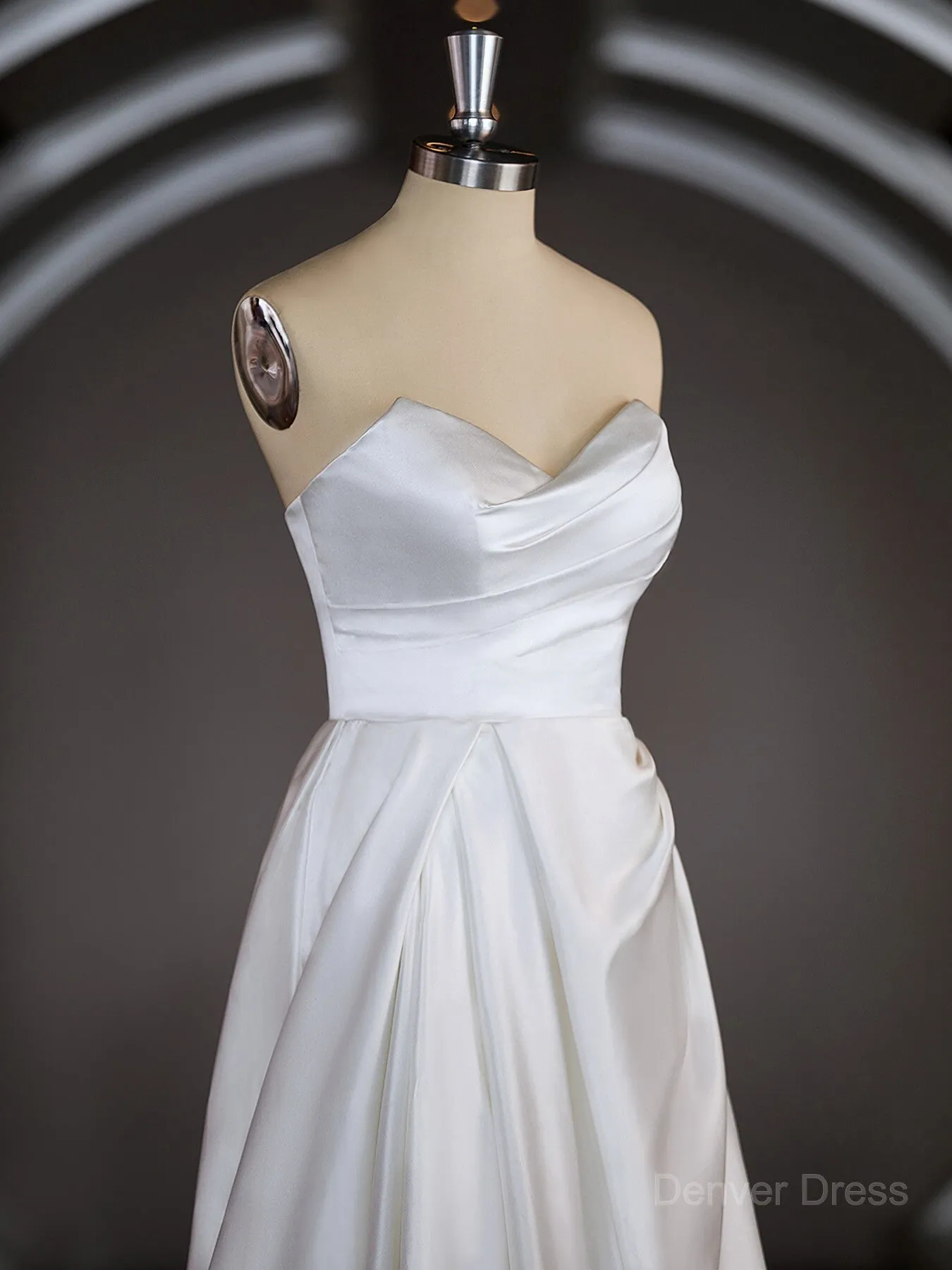 A-Line Sweetheart Chapel Train Satin Wedding Dresses with Ruffles