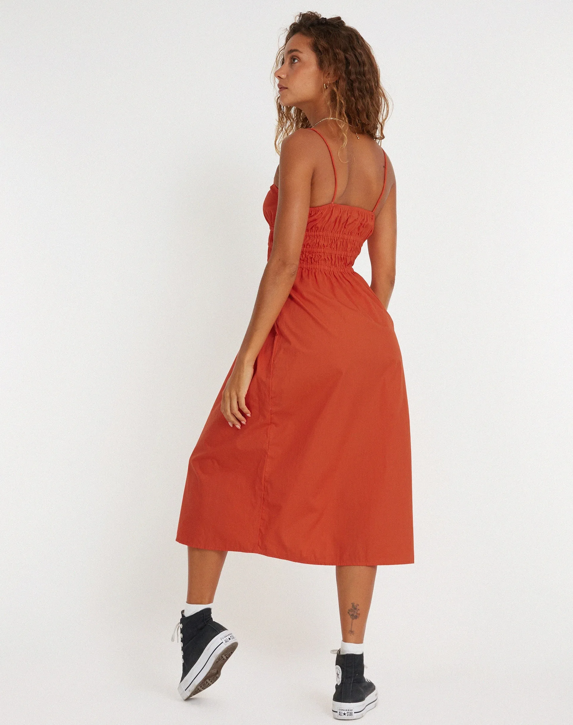 Jayko Midi Dress in Orange