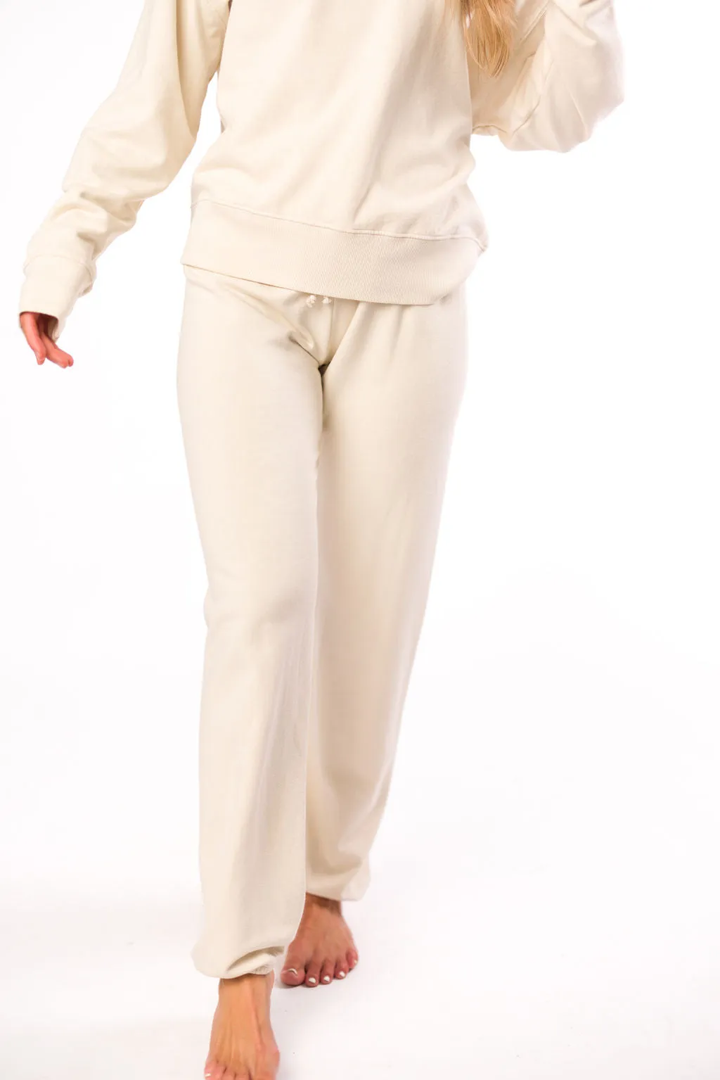 Raelynn 100% Organic Cotton Pullover and Jogger Set in Cream